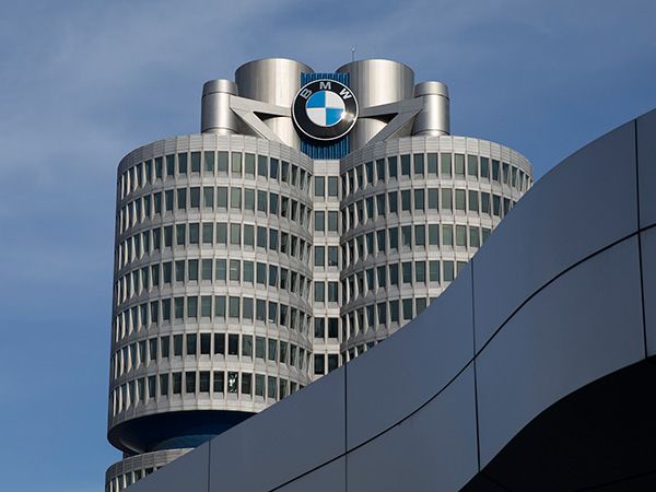 Rozšíření výrobní linky v BMW